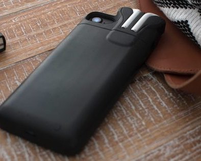 Штука дня: PodCase — чехол-аккумулятор для iPhone и AirPods от создателя Pebble